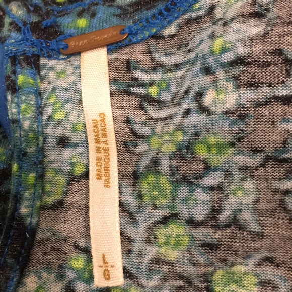 Blouse - Picture 3 of 4